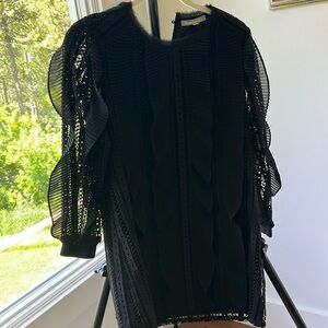 Fun details ! Ruffles! Never worn